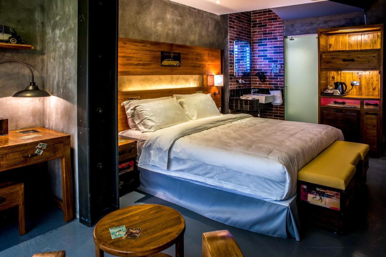 Flowery Holiday Suites Kuwait City Bagian luar foto