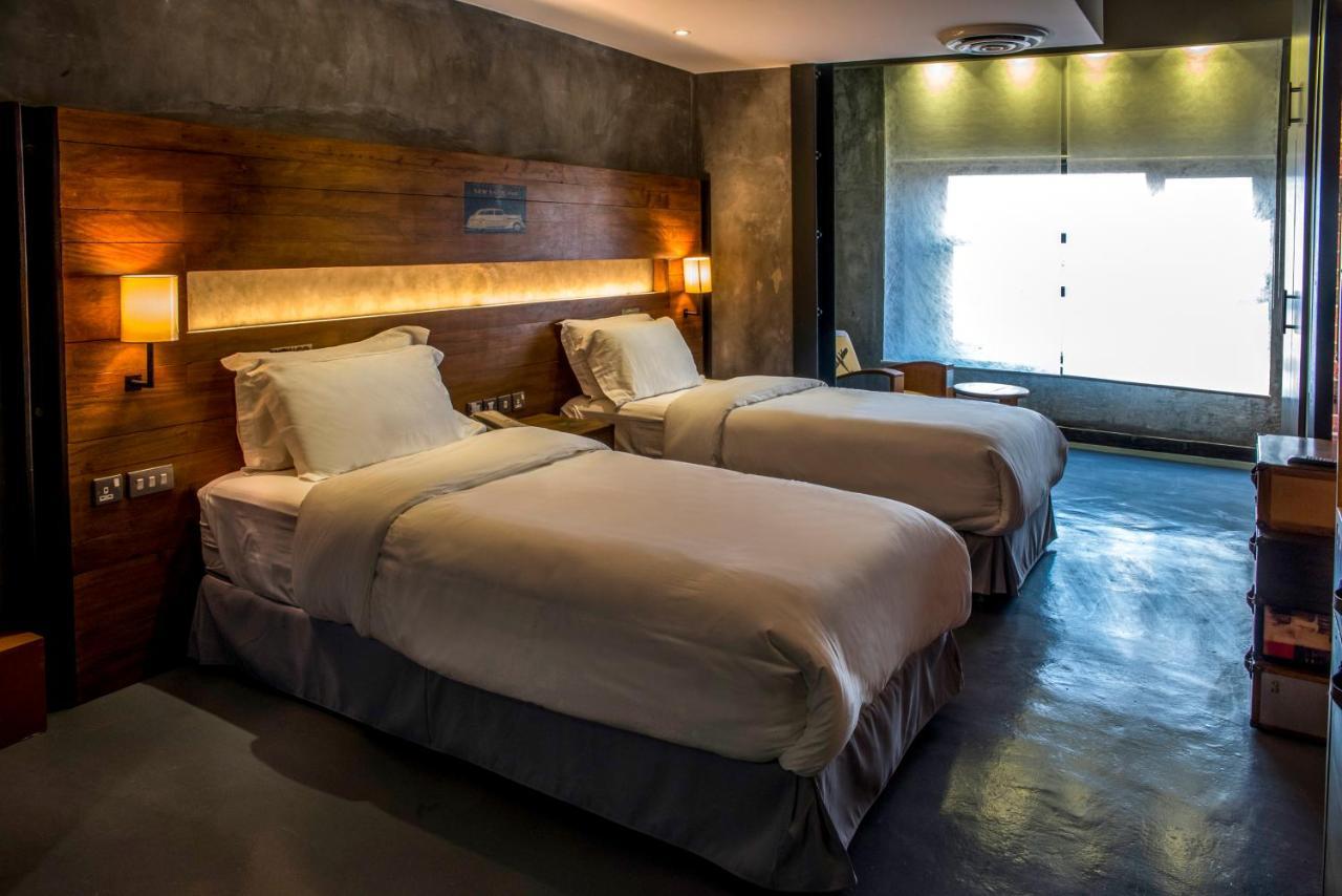 Flowery Holiday Suites Kuwait City Bagian luar foto